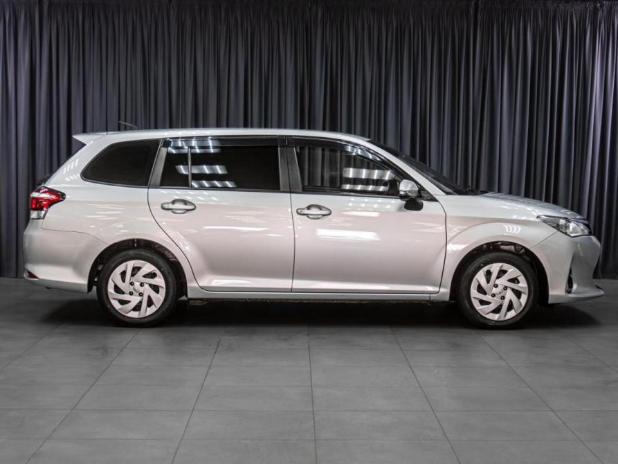 Toyota Corolla XI (E160 E170) Рестайлинг 2 Тюмень  - изображение 5