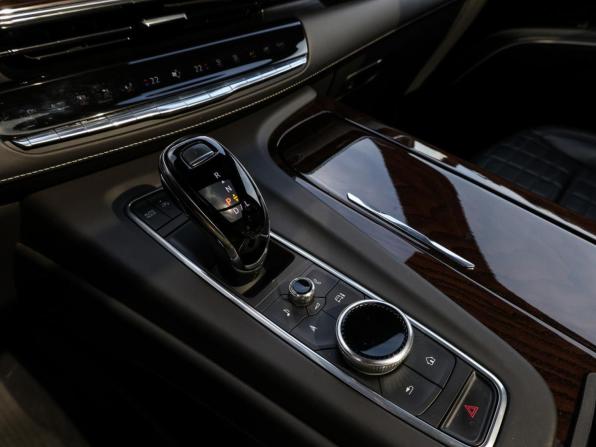 Cadillac Escalade V с пробегом 2022 года, цена 9 949 000 рублей, 51898 км, внедорожник, Автокод Объявления