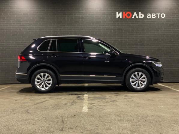 Volkswagen Tiguan II Рестайлинг с пробегом 2021 года, цена 2 850 000 рублей, 47859 км, внедорожник, Автокод Объявления