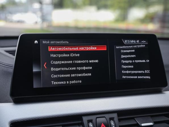BMW X1 II (F48) Рестайлинг с пробегом 2019 года, цена 2 899 000 рублей, 110838 км, внедорожник, Автокод Объявления