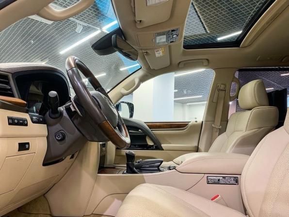 Lexus LX III Рестайлинг 2 с пробегом 2020 года, цена 9 362 000 рублей, 71484 км, внедорожник, Автокод Объявления