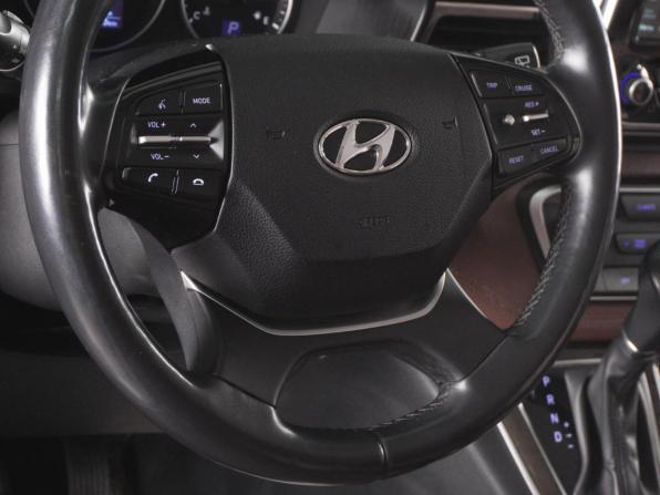 Hyundai Grand Starex I Рестайлинг 2 с пробегом 2018 года, цена 3 345 000 рублей, 140713 км, минивэн, Автокод Объявления