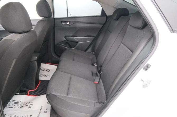 Hyundai Solaris II с пробегом 2019 года, цена 1 499 000 рублей, 44000 км, седан, Автокод Объявления