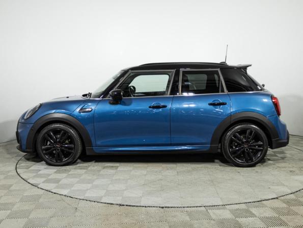 Mini Hatch III (F55/F56) Рестайлинг 2 с пробегом 2021 года, цена 2 899 700 рублей, 40133 км, хэтчбек, Автокод Объявления