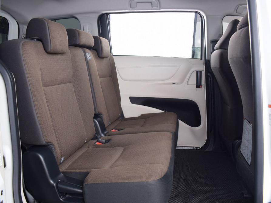 Toyota Sienta II Кемерово  - изображение 16
