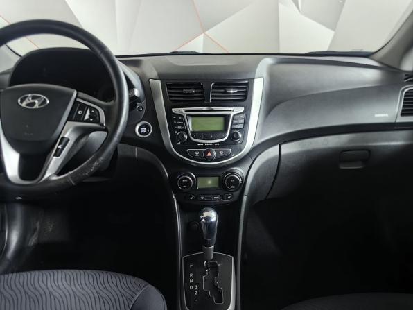 Hyundai Solaris I с пробегом 2011 года, цена 698 000 рублей, 149735 км, седан, Автокод Объявления