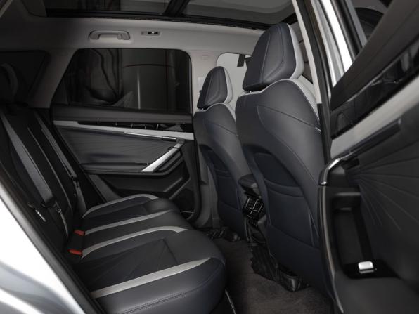 Geely Atlas II с пробегом 2023 года, цена 2 679 951 рубль, 22055 км, внедорожник, Автокод Объявления