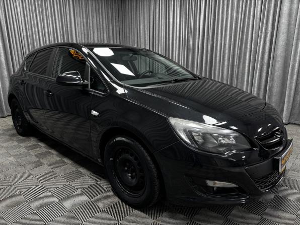 Opel Astra J с пробегом 2012 года, цена 600 000 рублей, 184954 км, хэтчбек, Автокод Объявления