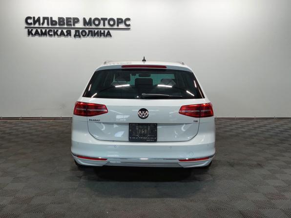Volkswagen Passat B8 с пробегом 2017 года, цена 1 395 000 рублей, 216400 км, универсал, Автокод Объявления