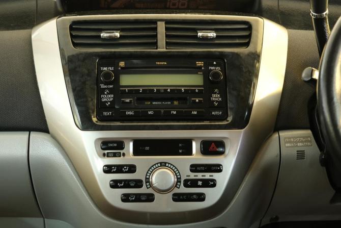 Toyota Opa I Рестайлинг с пробегом 2003 года, цена 599 000 рублей, 225300 км, универсал, Автокод Объявления