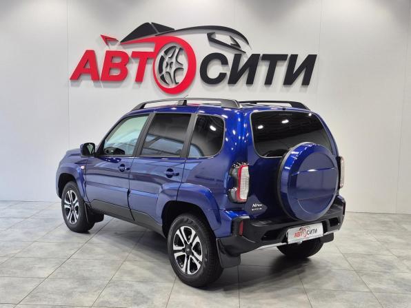 Lada (ВАЗ) Niva Travel I с пробегом 2025 года, цена 1 388 000 рублей, 5112 км, внедорожник, Автокод Объявления