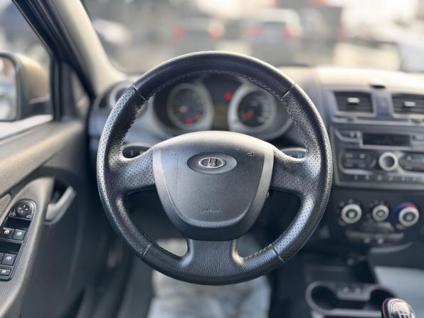 Lada (ВАЗ) Granta I с пробегом 2017 года, цена 559 000 рублей, 195942 км, седан, Автокод Объявления