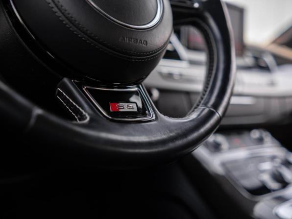 Audi S8 III (D4) с пробегом 2013 года, цена 2 650 000 рублей, 325955 км, седан, Автокод Объявления