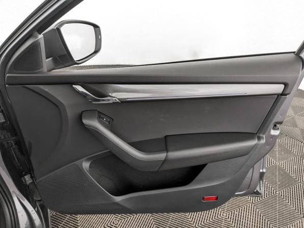 Skoda Octavia III (A7) Рестайлинг с пробегом 2020 года, цена 2 170 000 рублей, 93354 км, лифтбек, Автокод Объявления