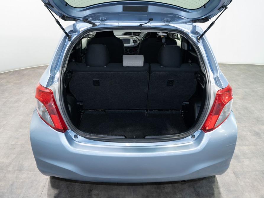 Toyota Vitz III (XP130) Чита  - изображение 14