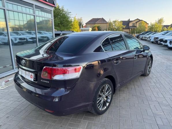 Toyota Avensis III с пробегом 2009 года, цена 699 900 рублей, 284388 км, седан, Автокод Объявления