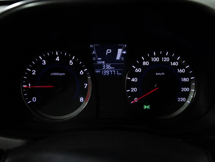 Hyundai Solaris I Санкт-Петербург  - изображение 12
