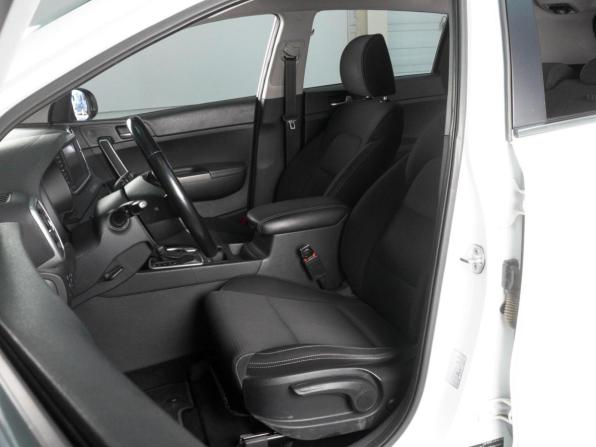 Kia Sportage IV Рестайлинг с пробегом 2020 года, цена 2 559 000 рублей, 61969 км, внедорожник, Автокод Объявления