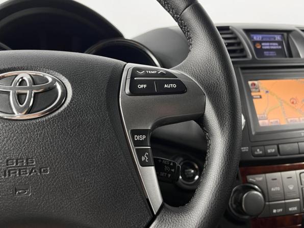 Toyota Highlander II (XU40) Рестайлинг с пробегом 2012 года, цена 2 250 500 рублей, 156282 км, внедорожник, Автокод Объявления