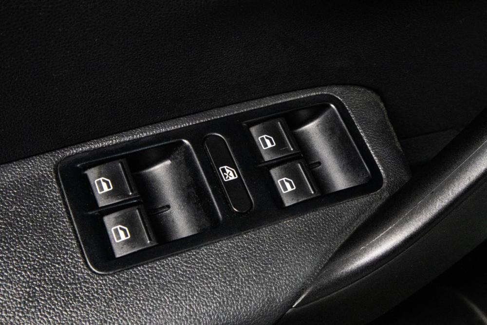 Volkswagen Polo V Рестайлинг Сургут  - изображение 8