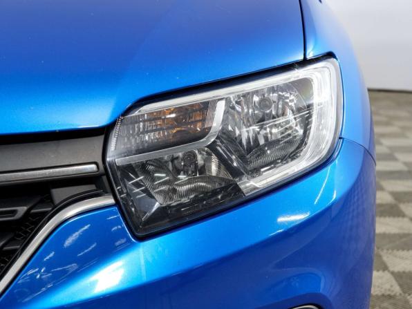 Renault Logan II Рестайлинг с пробегом 2018 года, цена 878 000 рублей, 162690 км, седан, Автокод Объявления