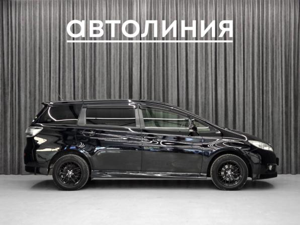 Toyota Wish II Рестайлинг с пробегом 2012 года, цена 1 275 000 рублей, 196000 км, минивэн, Автокод Объявления