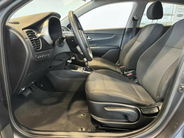 Kia Rio IV Рестайлинг с пробегом 2021 года, цена 1 850 000 рублей, 17157 км, хэтчбек, Автокод Объявления