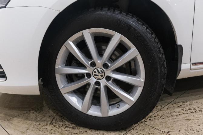 Volkswagen Passat B7 с пробегом 2012 года, цена 1 469 000 рублей, 203300 км, седан, Автокод Объявления