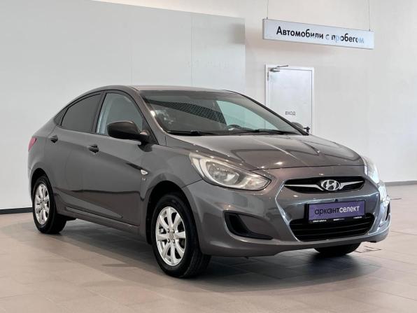 Hyundai Solaris I с пробегом 2012 года, цена 712 000 рублей, 200039 км, седан, Автокод Объявления
