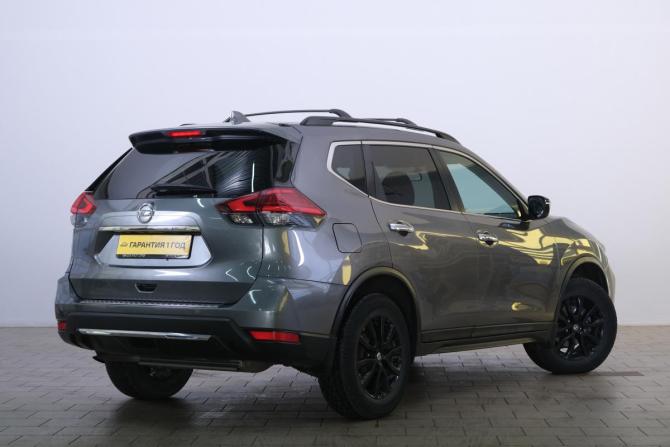 Nissan Rogue II Рестайлинг с пробегом 2017 года, цена 1 899 000 рублей, 157300 км, внедорожник, Автокод Объявления