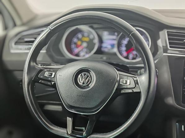 Volkswagen Tiguan II с пробегом 2020 года, цена 2 389 000 рублей, 114197 км, внедорожник, Автокод Объявления