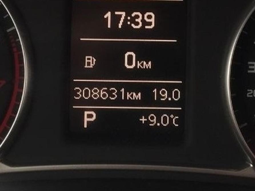 Audi A1 I (8X) Москва  - изображение 12