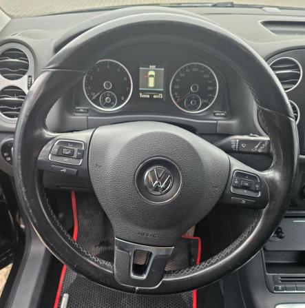 Volkswagen Tiguan I Рестайлинг с пробегом 2012 года, цена 1 571 000 рублей, 137577 км, внедорожник, Автокод Объявления