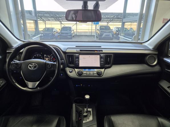 Toyota RAV4 IV (XA40) Рестайлинг с пробегом 2019 года, цена 2 950 000 рублей, 105000 км, внедорожник, Автокод Объявления