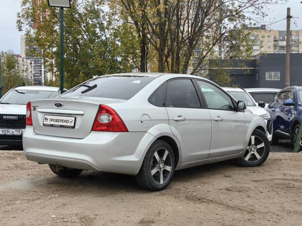 Ford Focus II Рестайлинг с пробегом 2010 года, цена 429 000 рублей, 243000 км, седан, Автокод Объявления
