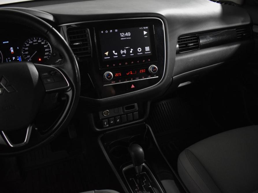Mitsubishi Outlander III Рестайлинг 3 Санкт-Петербург  - изображение 22