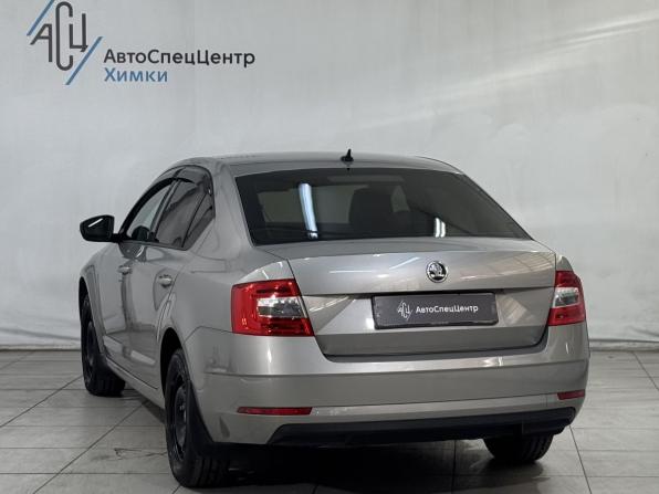 Skoda Octavia III (A7) Рестайлинг с пробегом 2018 года, цена 1 849 800 рублей, 45000 км, лифтбек, Автокод Объявления