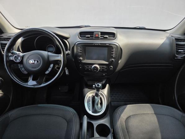 Kia Soul II Рестайлинг с пробегом 2018 года, цена 1 600 000 рублей, 122485 км, хэтчбек, Автокод Объявления