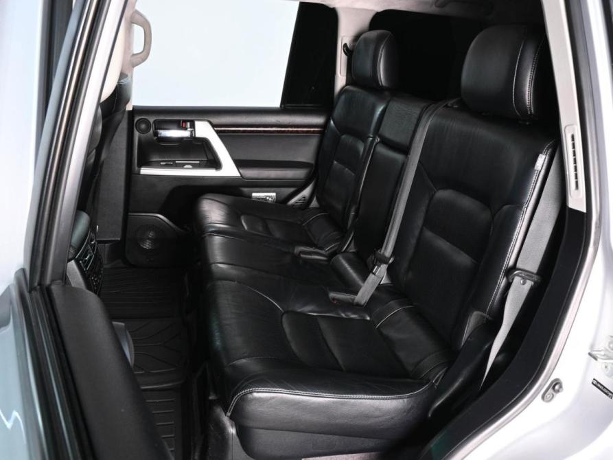 Toyota Land Cruiser 200 Series Рестайлинг 1 Ростов-на-Дону  - изображение 9
