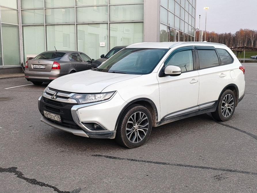 Mitsubishi Outlander III Рестайлинг 2 Санкт-Петербург  - изображение 2