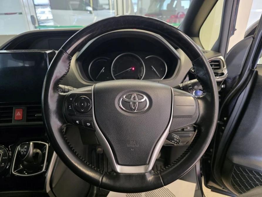 Toyota Voxy III (R80) Челябинск  - изображение 17