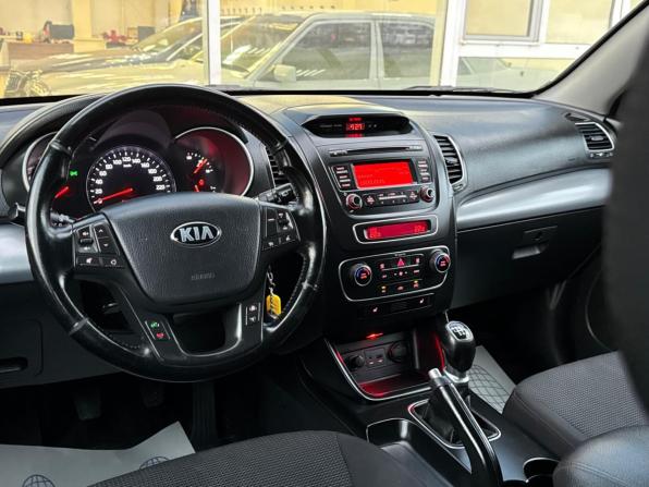 Kia Sorento II с пробегом 2012 года, цена 1 380 000 рублей, 170194 км, внедорожник, Автокод Объявления