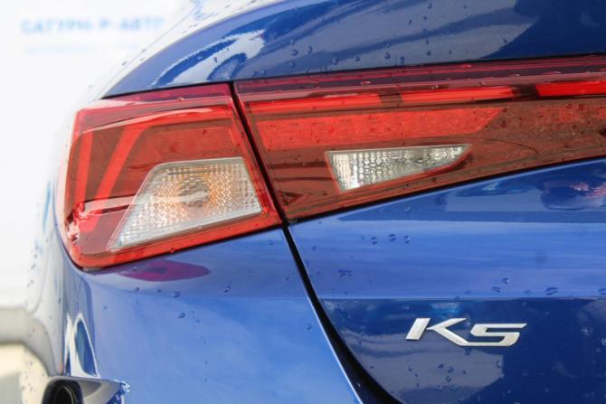 Kia K5 III с пробегом 2022 года, цена 2 555 000 рублей, 79000 км, седан, Автокод Объявления