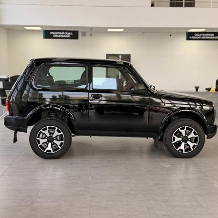 Lada (ВАЗ) Niva Legend с пробегом 2024 года, цена 1 050 000 рублей, 18 км, внедорожник, Автокод Объявления