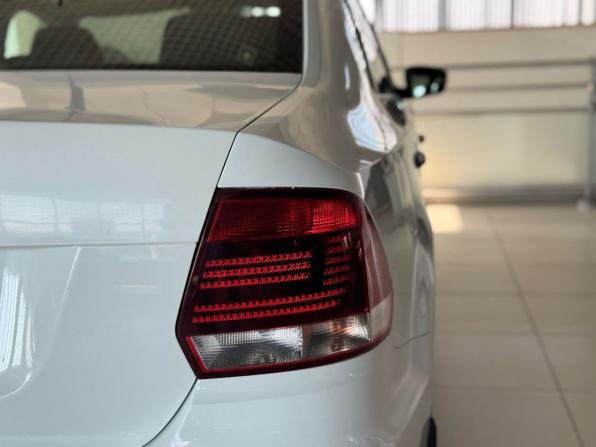 Volkswagen Polo V Рестайлинг с пробегом 2019 года, цена 1 040 000 рублей, 118133 км, седан, Автокод Объявления