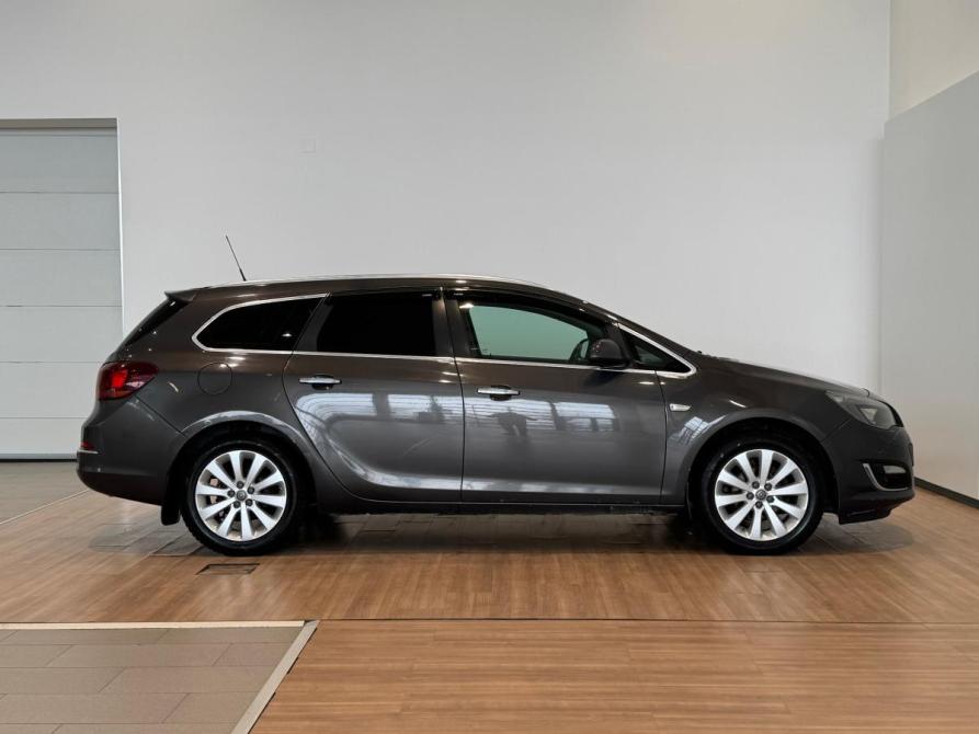 Opel Astra J Рестайлинг Волгоград  - изображение 5