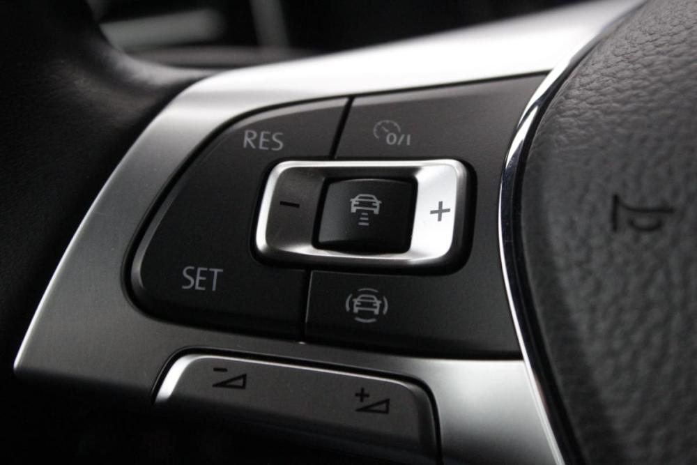 Volkswagen Touareg III Брянск  - изображение 20