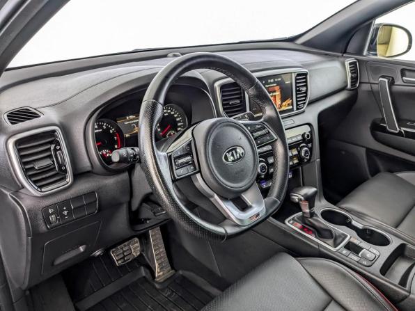 Kia Sportage IV Рестайлинг с пробегом 2021 года, цена 2 885 000 рублей, 52200 км, внедорожник, Автокод Объявления