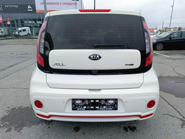Kia Soul II Рестайлинг с пробегом 2018 года, цена 1 399 995 рублей, 189770 км, хэтчбек, Автокод Объявления