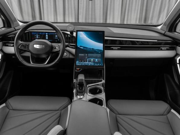Geely Atlas II с пробегом 2023 года, цена 2 670 000 рублей, 37248 км, внедорожник, Автокод Объявления